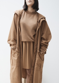 http://www.julie-nivert.com/files/gimgs/th-39_julie_nivert_melanie_rey_trendlab-web_15.jpg