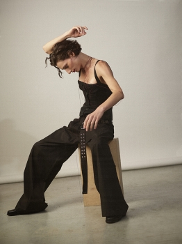 http://www.julie-nivert.com/files/gimgs/th-70_julie_nivert_sara_barcaroli_2025_web_04_v2.jpg